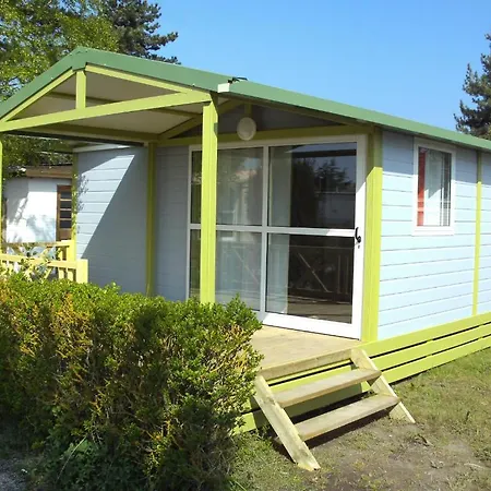 Pomme De Pin Camping